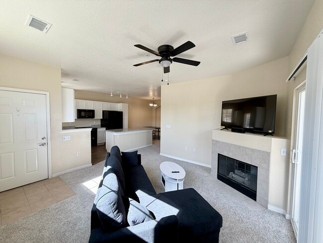 Building Photo - 9434 Ashbury Cir