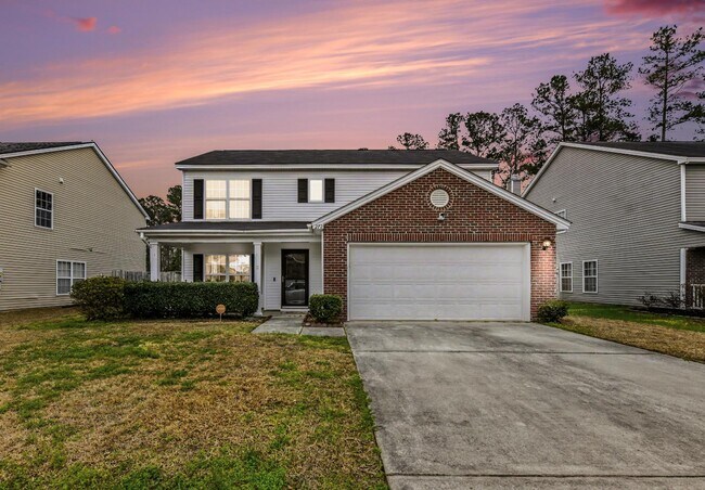 Foto del edificio - 272 Clayburne Dr