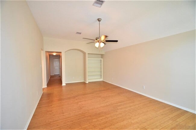 Building Photo - 2307 Stiller Ridge Way