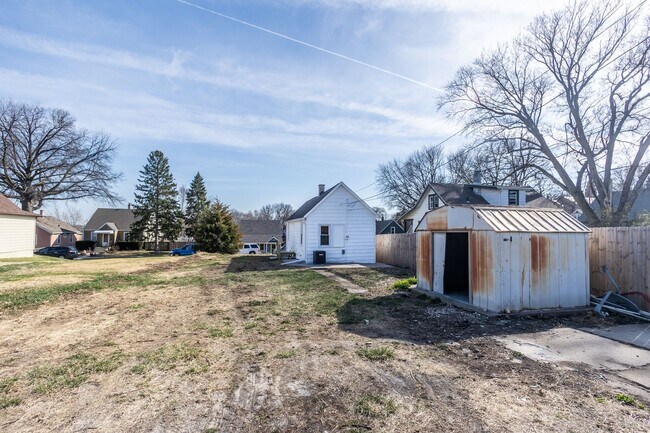Foto del edificio - A Great 2BD/1.5BA Single Family Home That Has Been Recently Renovated