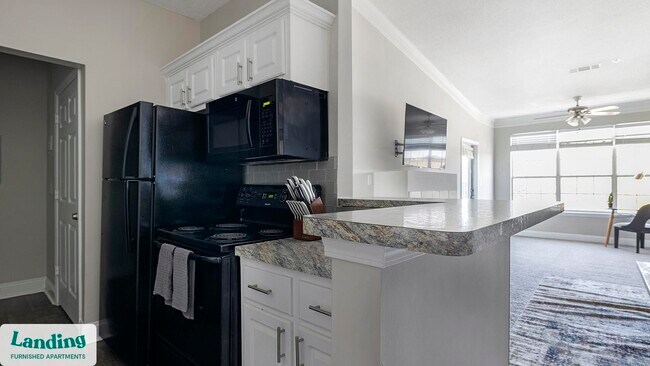 Building Photo - 100 Crossing Blvd