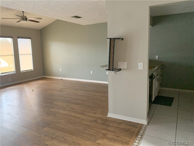 Foto del edificio - 10972 W Cove Harbor Dr