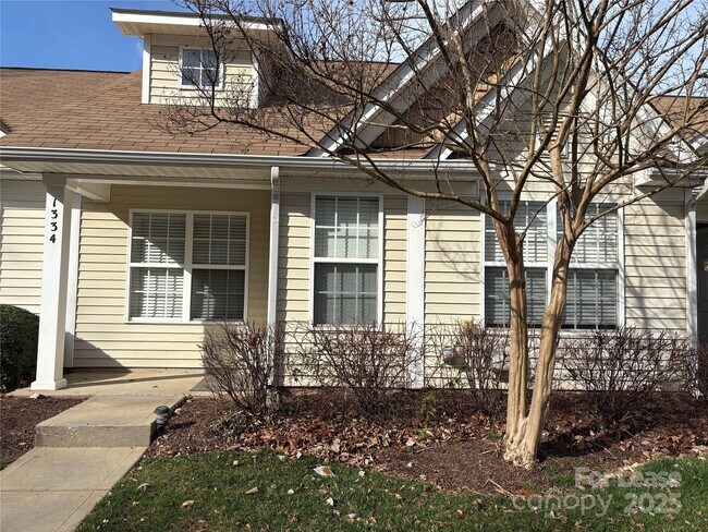 Foto del edificio - 1334 Stoney Creek Ln