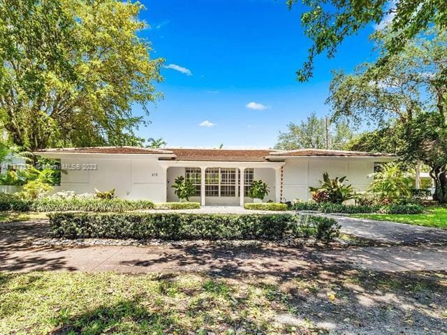Foto principal - 615 Sunset Rd