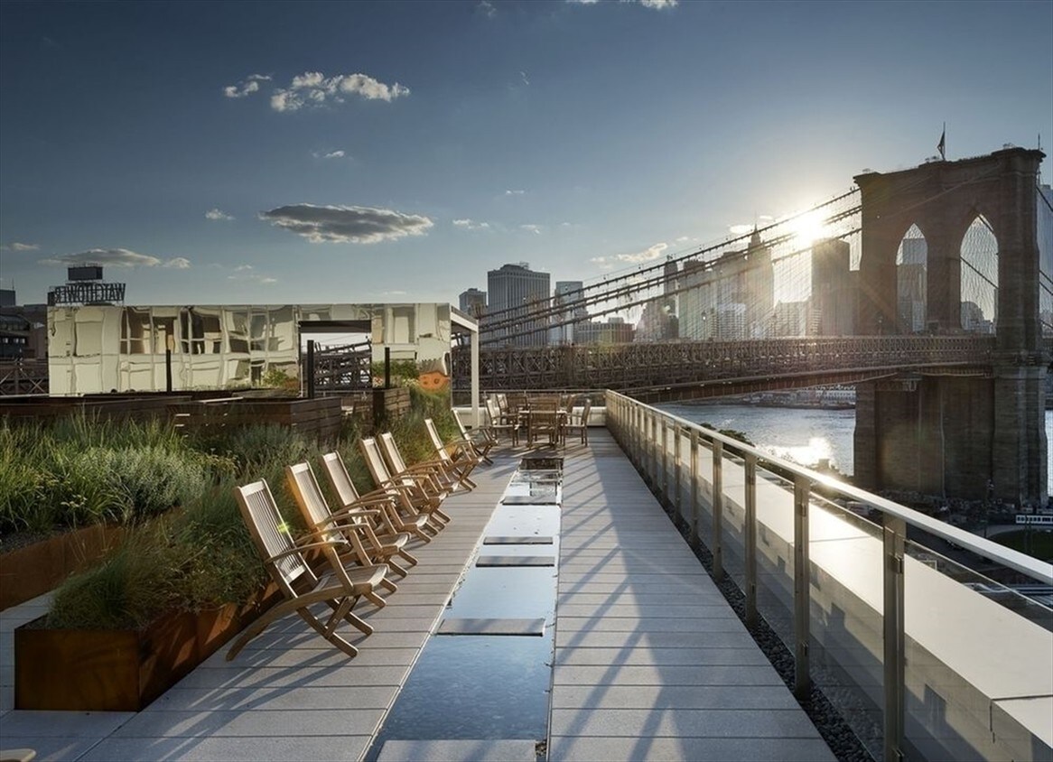 Foto del edificio - Dock Street Dumbo