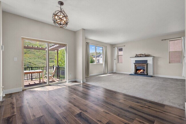 Building Photo - Beautiful 5 Bed / 3.5 Bath Home for Rent in Draper