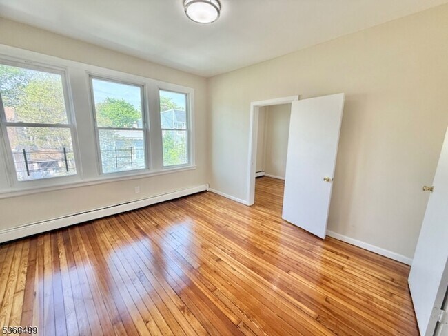 Foto del edificio - 532 S 20th St