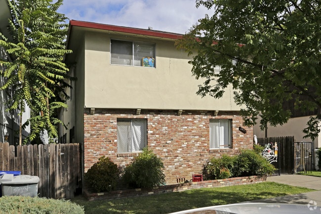 Building Photo - 2411 T Street