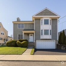 Building Photo - 170 Harrison Ave