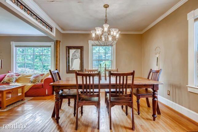 Folleto/volante de marketing - 1038 S Candler St