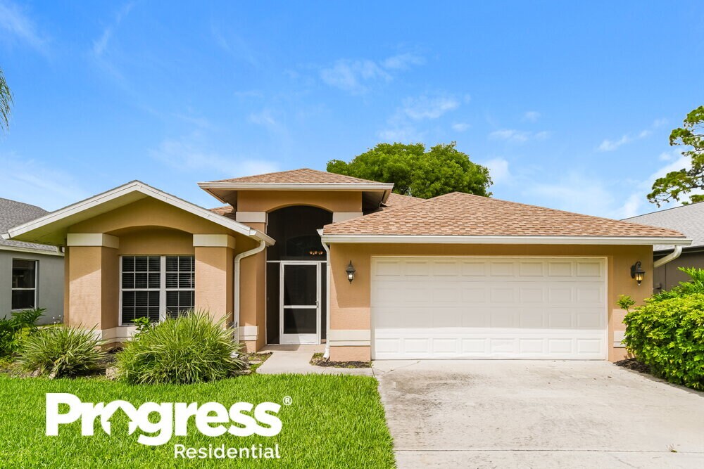 Foto principal - 17860 Castle Harbor Dr
