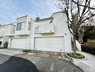 Building Photo - 5727 E Stillwater Ave