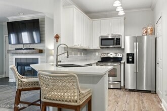 Building Photo - 43 Jardin De Mer Pl