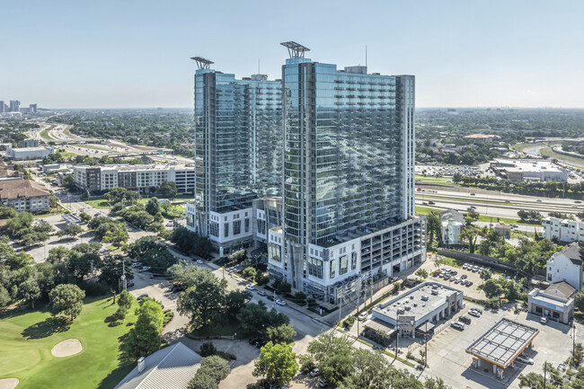 5925 Almeda Rd - Suplente - The Mosaic on Hermann Park