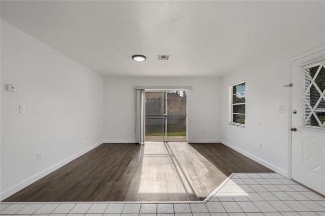 Foto del edificio - 2480 Ave B SW