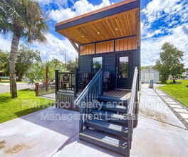 Building Photo - 107 Long Hammock Dr