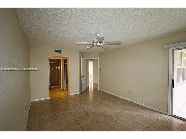 Foto del edificio - 2508 SE 20th Pl