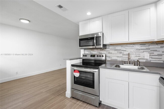 Foto del edificio - 2191 NE 1st Ct