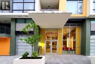 Building Photo - 8688 Hazelbridge Wy