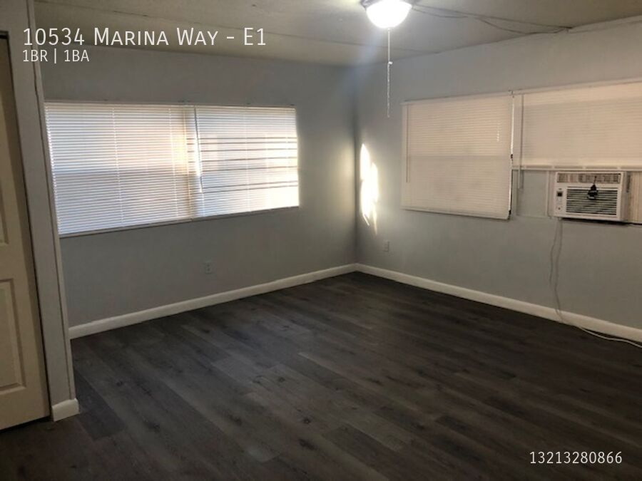 Foto principal - Large Studio Apartment in Mobile Home Comm...