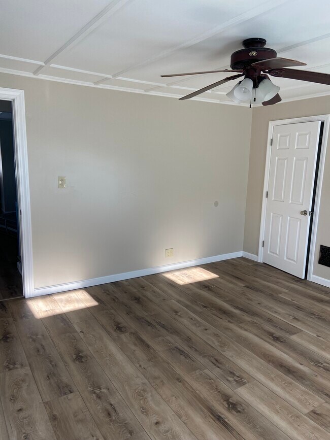 Living room - 53 Stage St