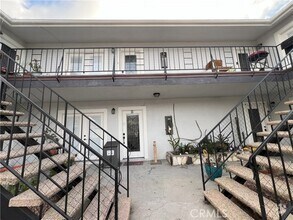 Building Photo - 4059 W 142nd St