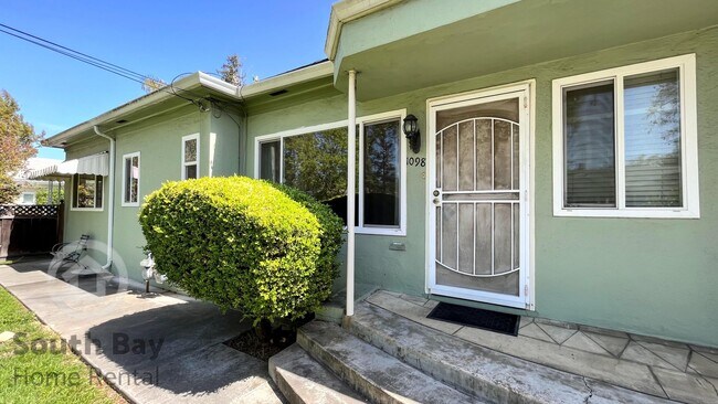 Building Photo - 2BD/2.5BA Willow Glen Home: Spacious with ...