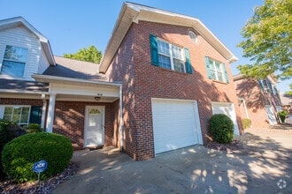 Building Photo - 2428 E University Dr