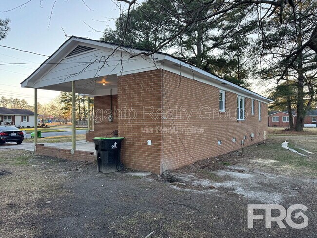 Foto del edificio - 530 Hillcrest Ave