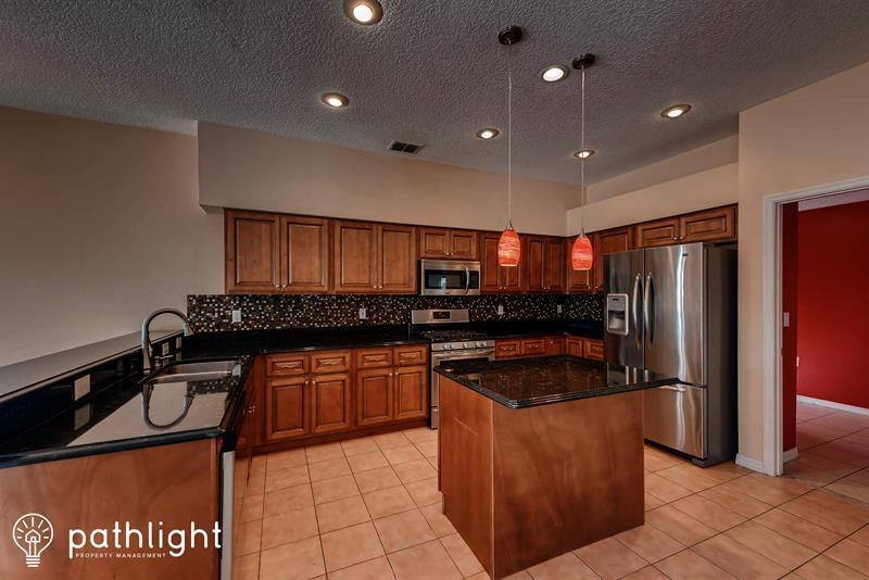Primary Photo - 1713 Glenhaven Cir