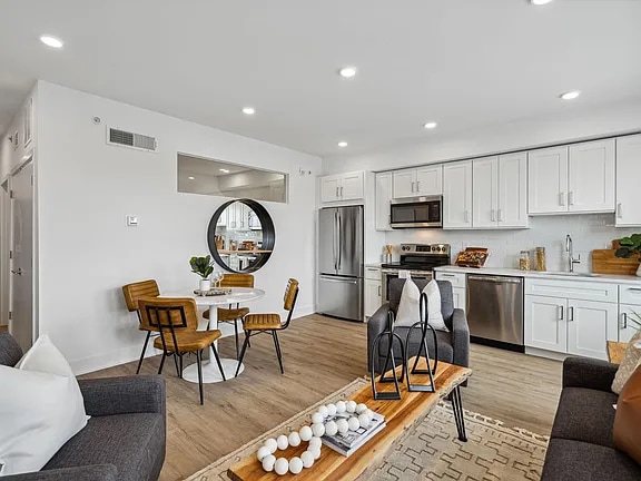 Photo - 1201 W Girard Ave Apartment