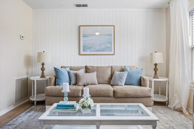 Foto del edificio - 216 Canaveral Beach Blvd