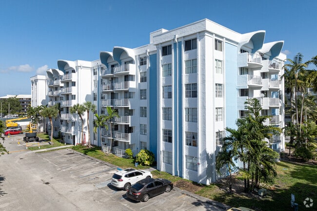 Montecarlo of Miami Condominiums