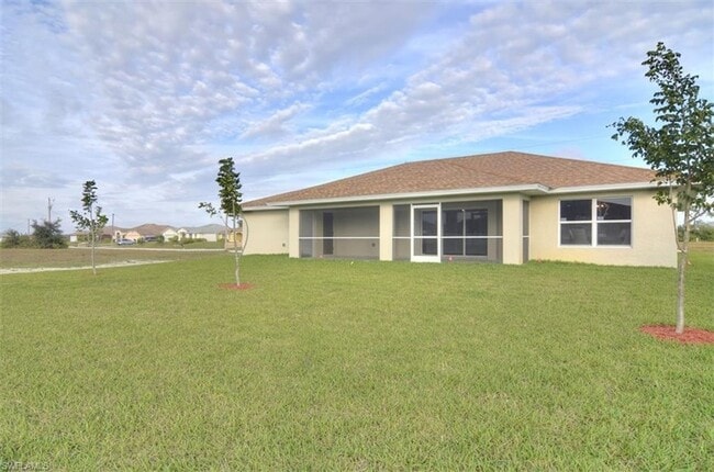 Building Photo - Stunning  3 bedroom 2 bathroom single family home.