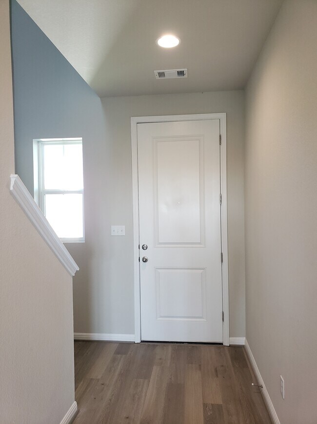 Foto del edificio - 113 Creek Plum Ct