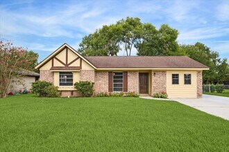 Building Photo - 108 Annette Ln