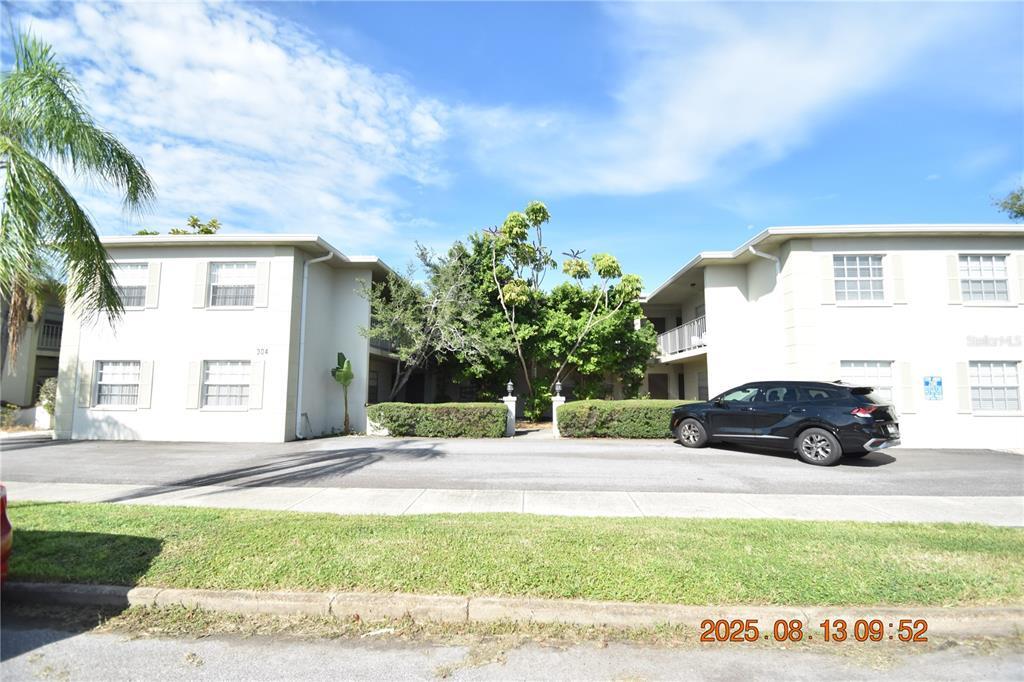 Foto principal - 304 Danube Ave