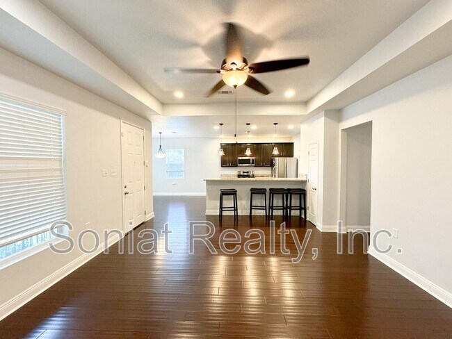Building Photo - 4702 St Anthony Ave