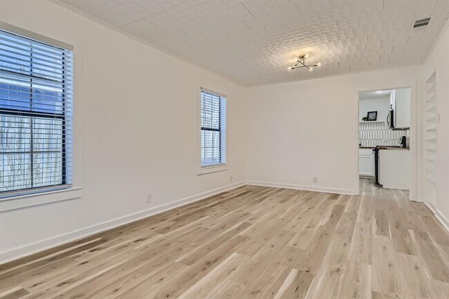 Foto del edificio - 902 Hackberry St