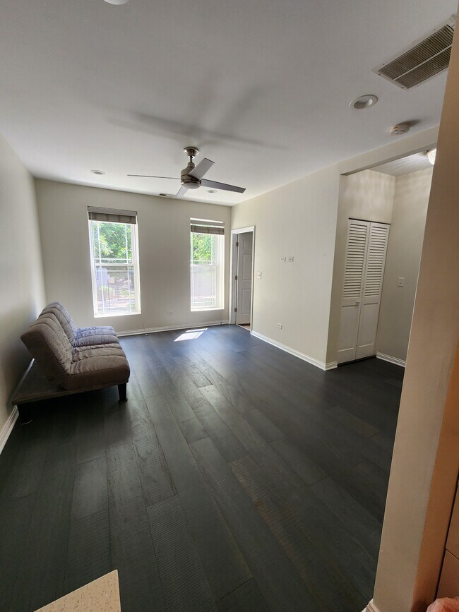 Área principal - 1828 S Peoria St