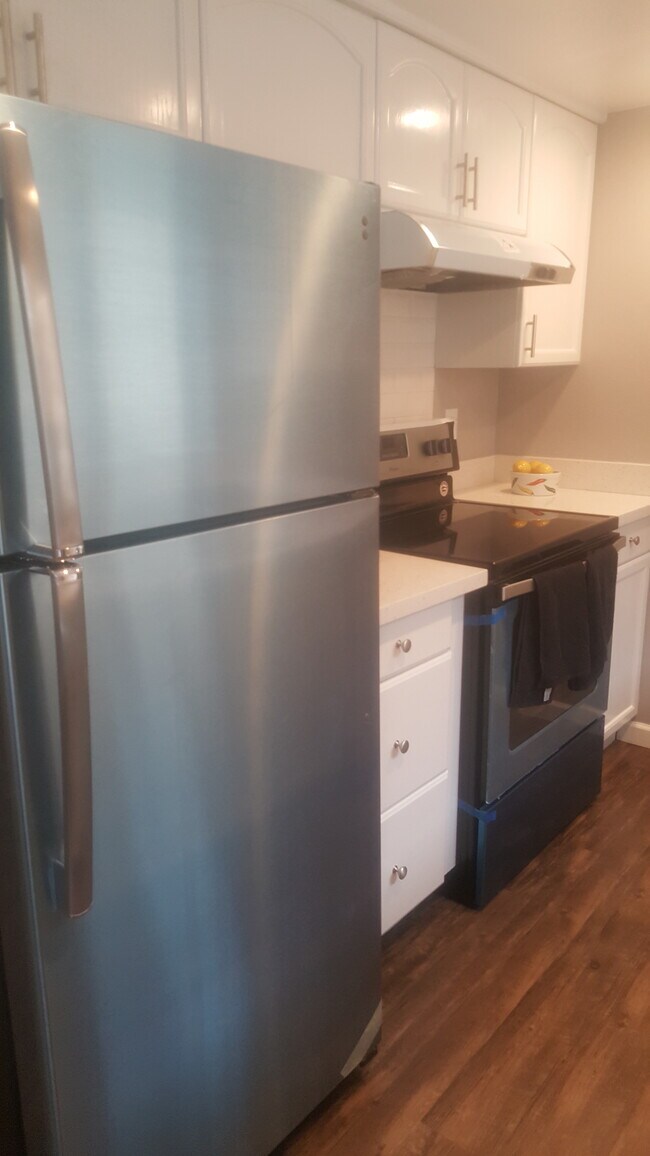 Foto del edificio - 715 N 95th St