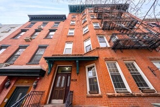 Building Photo - 316 Hudson St