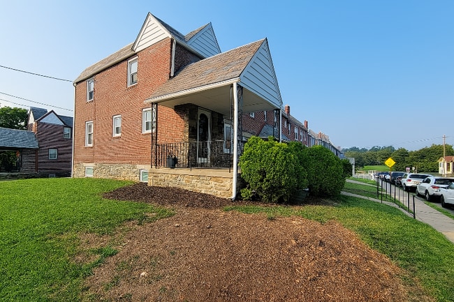 Photo - 248 S Bayberry Ln (Upper Darby, PA) Townhome