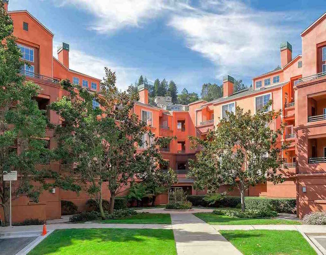 Main entrance to building - 280 Caldecott Ln