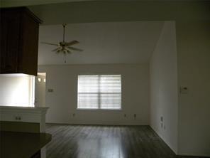Foto del edificio - 319 Branson Rd