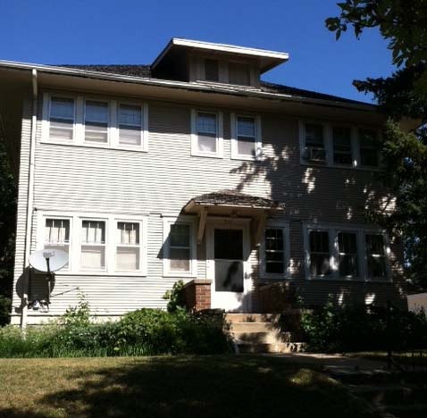Primary Photo - 718 W 8th St