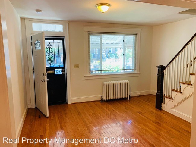 Foto del edificio - 2 br, 2 bath House - 314 Bryant Street NE
