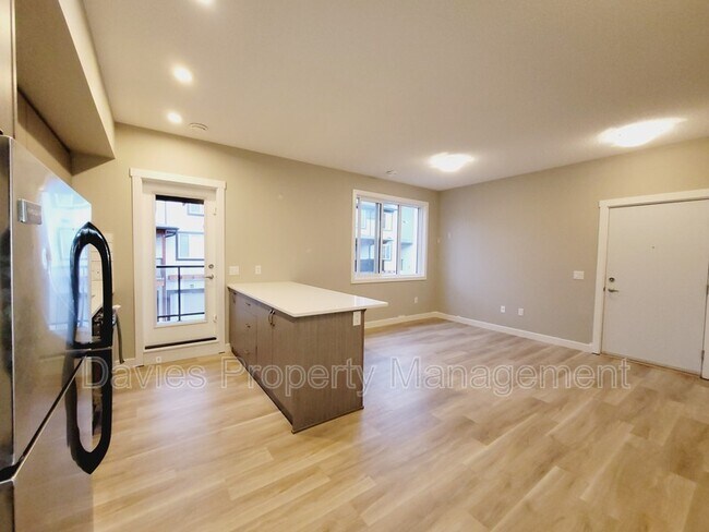 Photo du bâtiment - 446 Allard Blvd SW