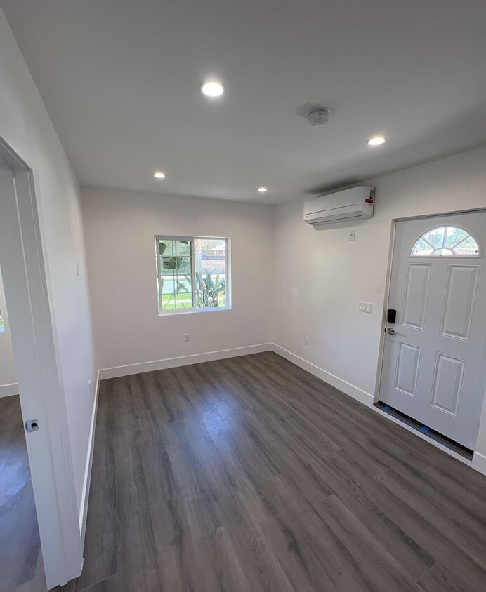 Primary Photo - 20723 Enadia Way