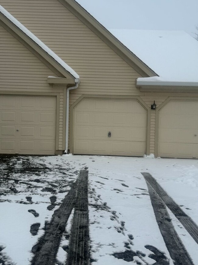 Foto del edificio - 205 Glasgow Ln